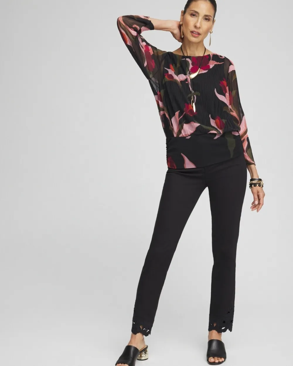 Discount Girlfriend Floral Cutout Ankle Jeans Jeans & Denim