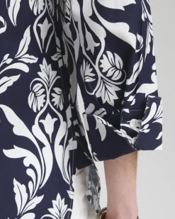Fashion No Iron™ Stretch Swirl Shirt Tops