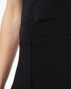 Fashion Travelers Classic Cropped Pants Pants
