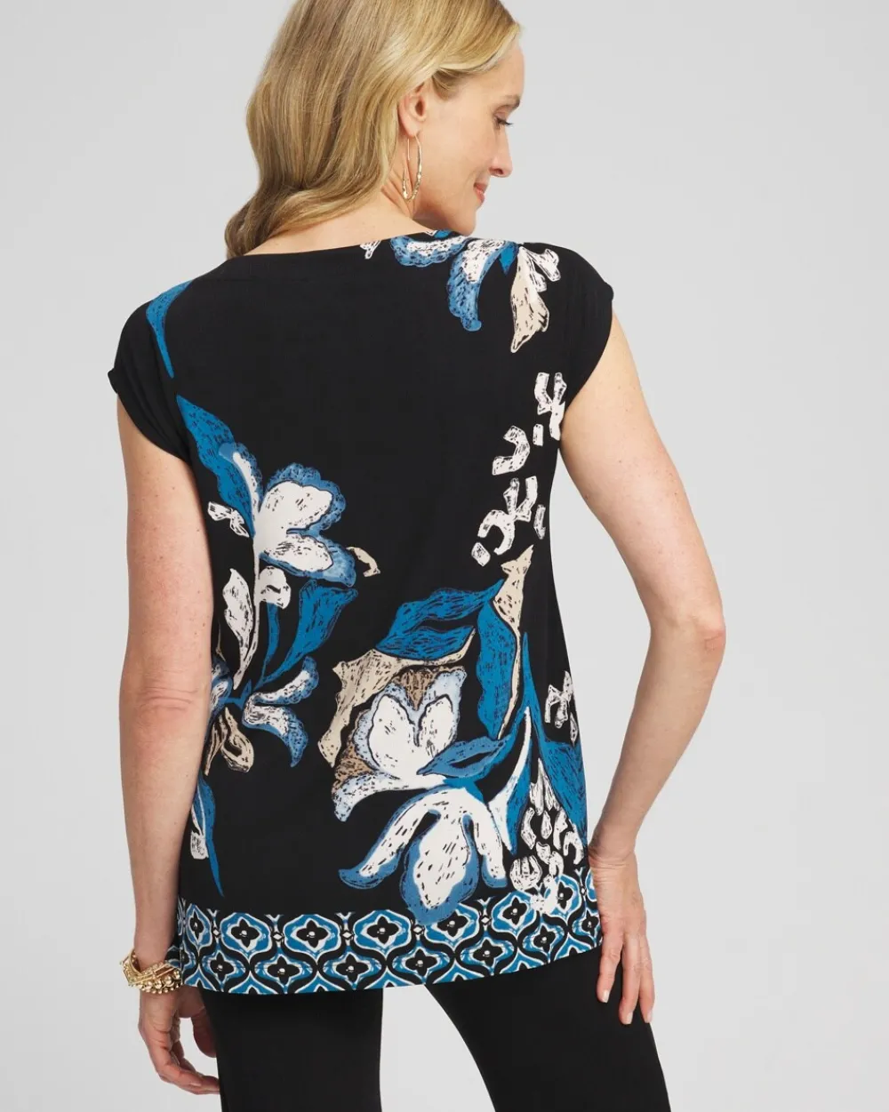 Hot Travelers™ Placed Floral Tunic Tops