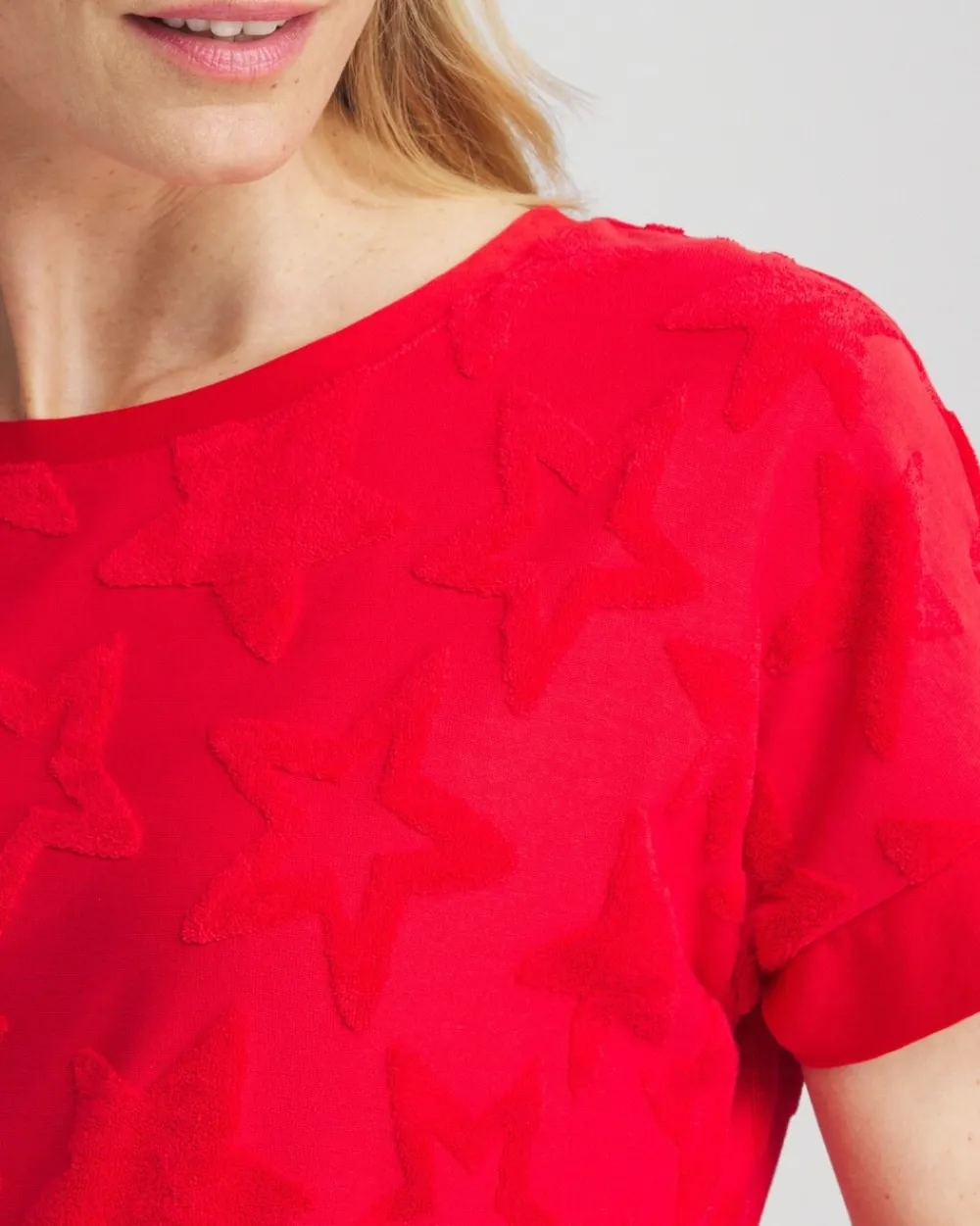 Store Zenergy® Textured Star Top Tops