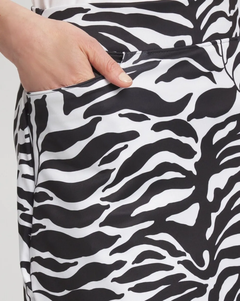 New Zenergy® UPF Contrast Palms Skort Pants | Skirts